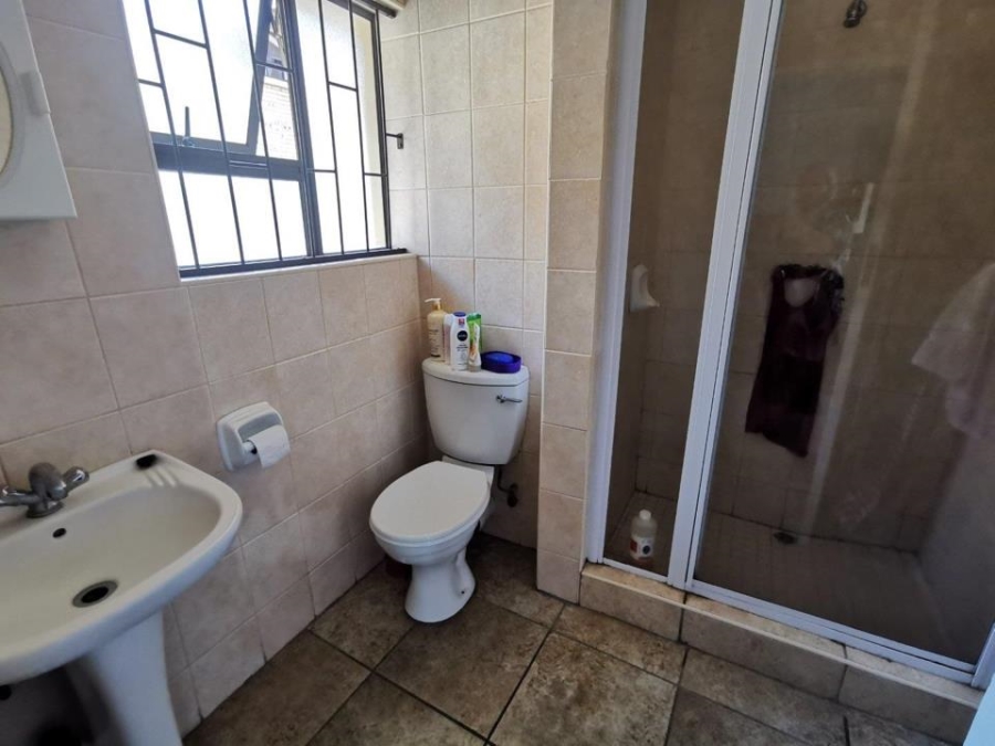 1 Bedroom Property for Sale in Die Bult Western Cape